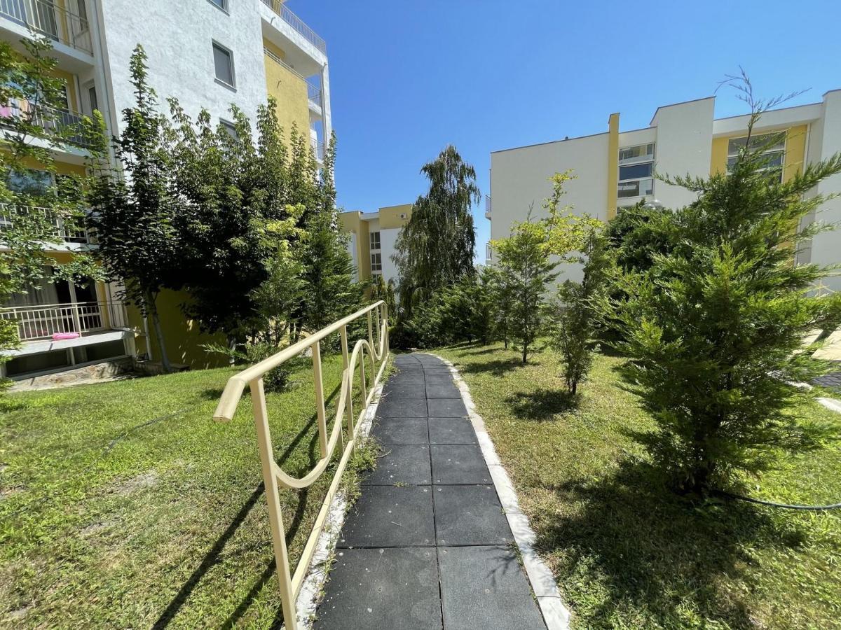 Fort Noks - Menada Apartments Sveti Vlas Eksteriør bilde