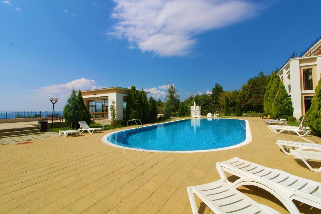 Fort Noks - Menada Apartments Sveti Vlas Eksteriør bilde