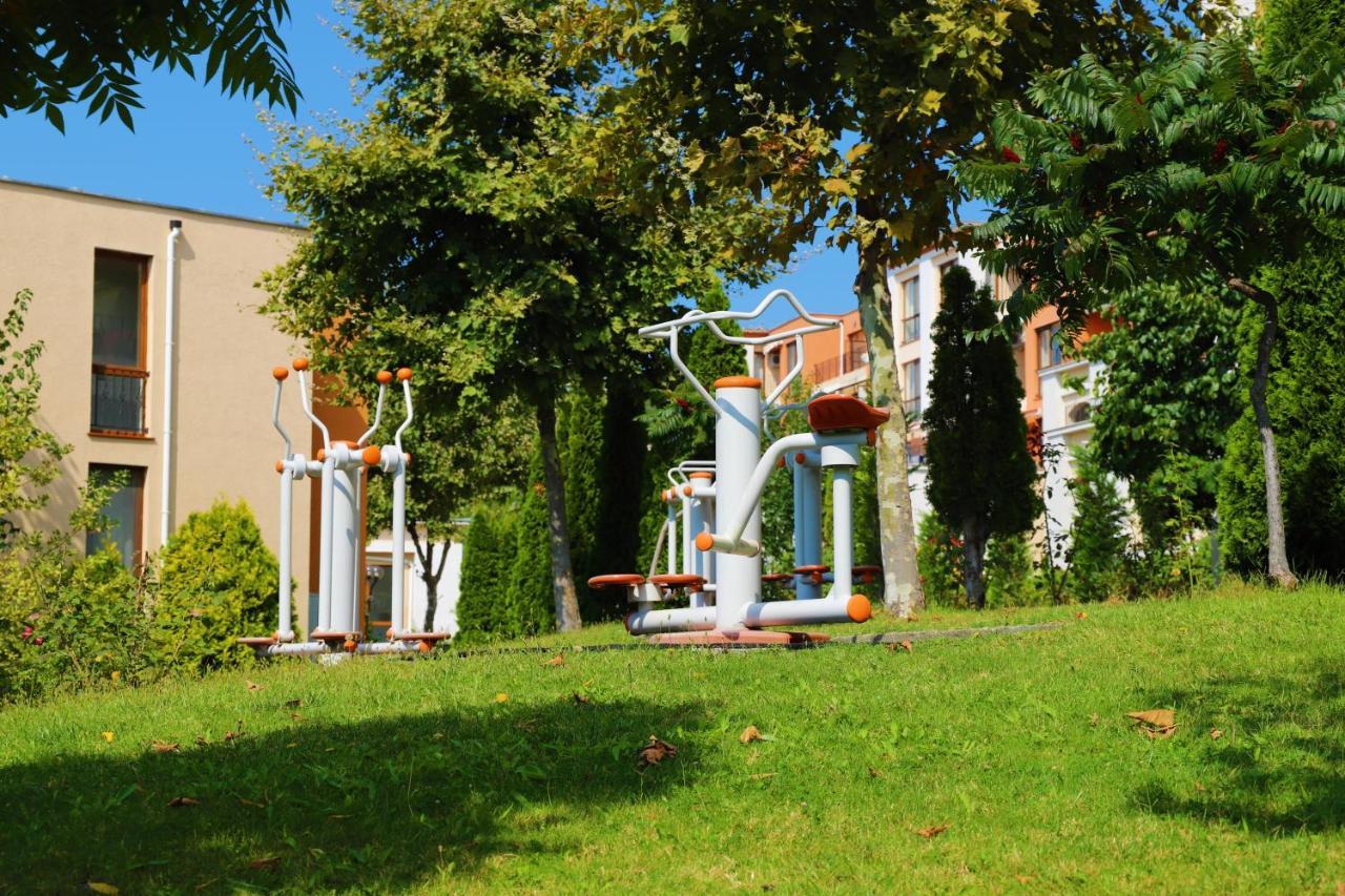 Fort Noks - Menada Apartments Sveti Vlas Eksteriør bilde