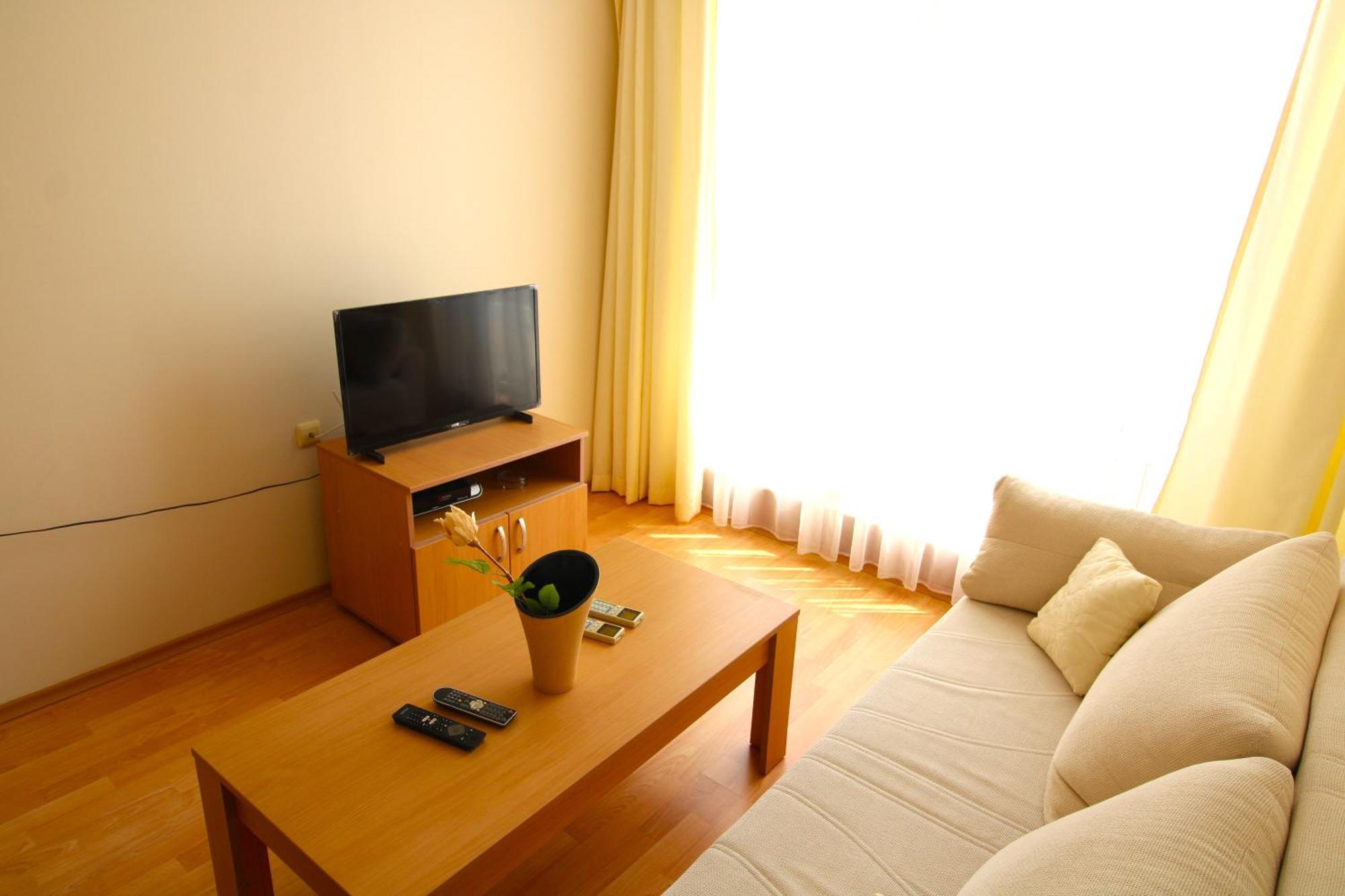 Fort Noks - Menada Apartments Sveti Vlas Eksteriør bilde