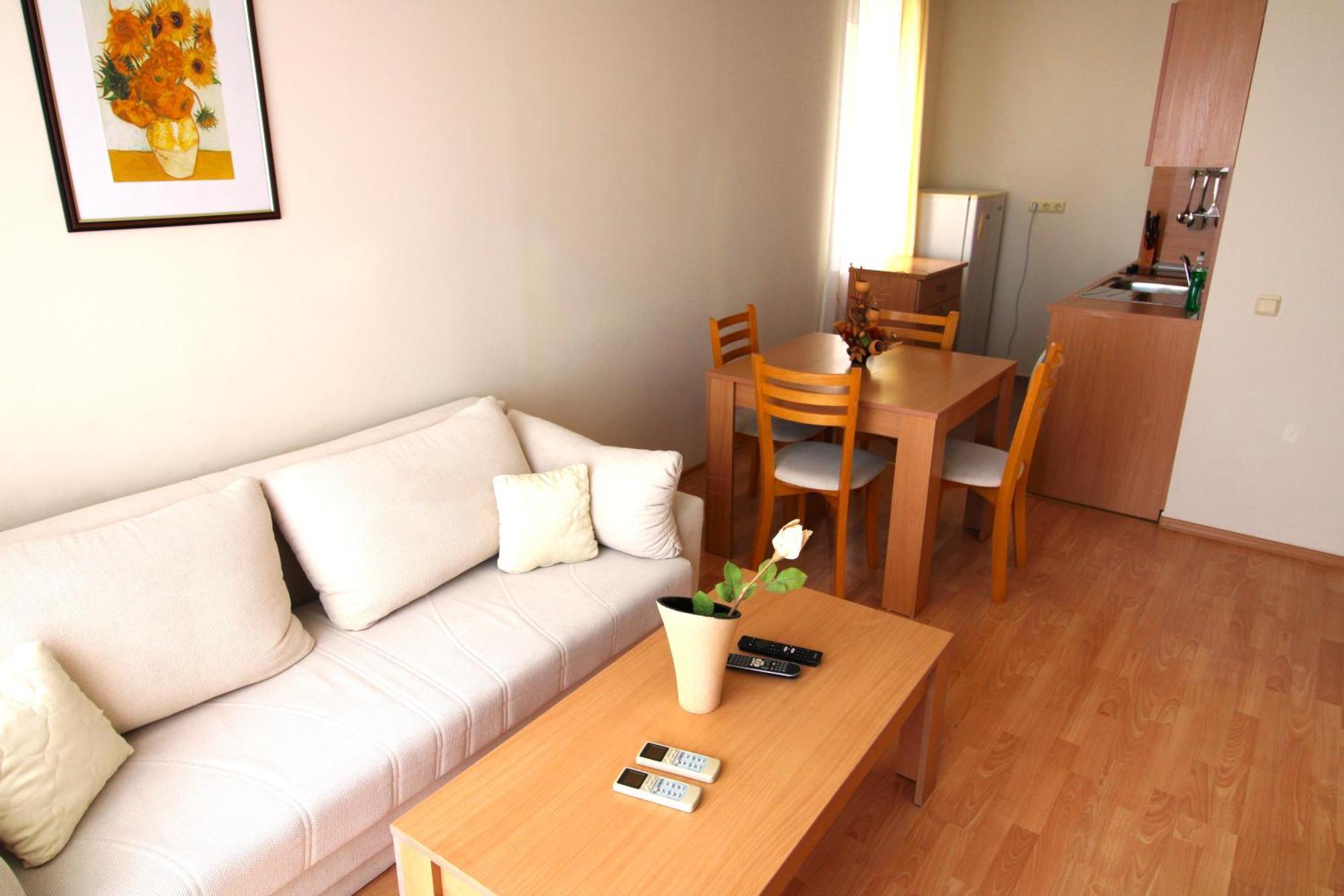 Fort Noks - Menada Apartments Sveti Vlas Eksteriør bilde